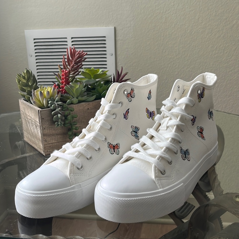 A&E Butterfly Sneakers